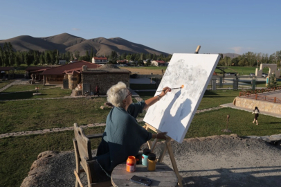 Sanat bu kez Bayburt’ta doğduğu toprağa aktı