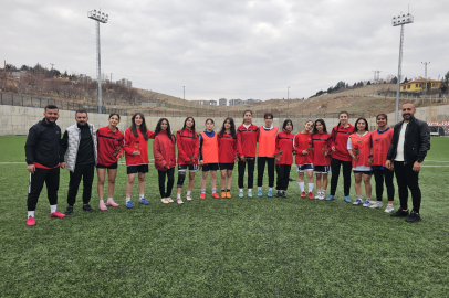 Batman'da Asenalar Futbol Takımı!